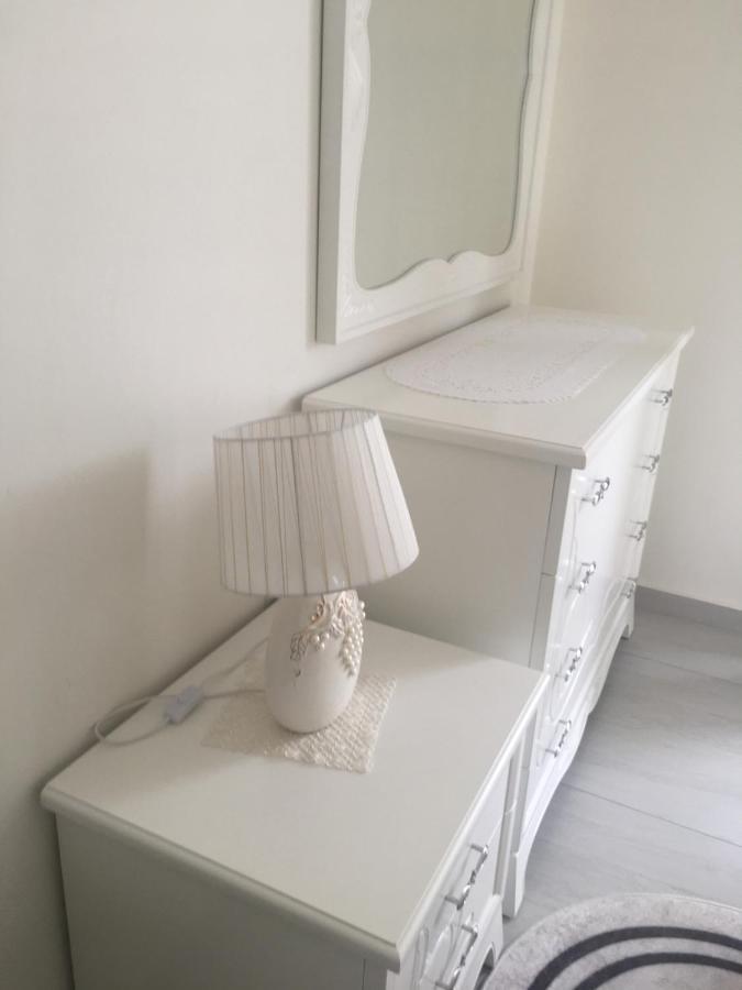 Apartament Oresti Korce Ngoại thất bức ảnh